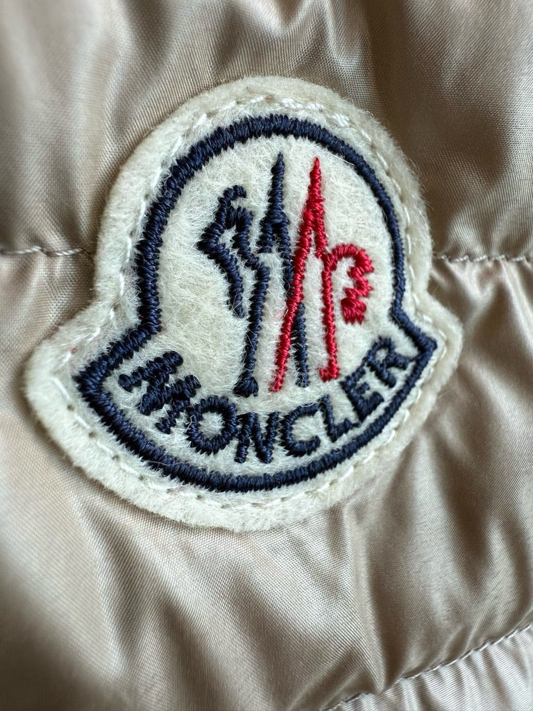 Moncler Meudon 3-in-1 Hooded Down Parka Coat in Beige/Black, Size 0/1/2/3