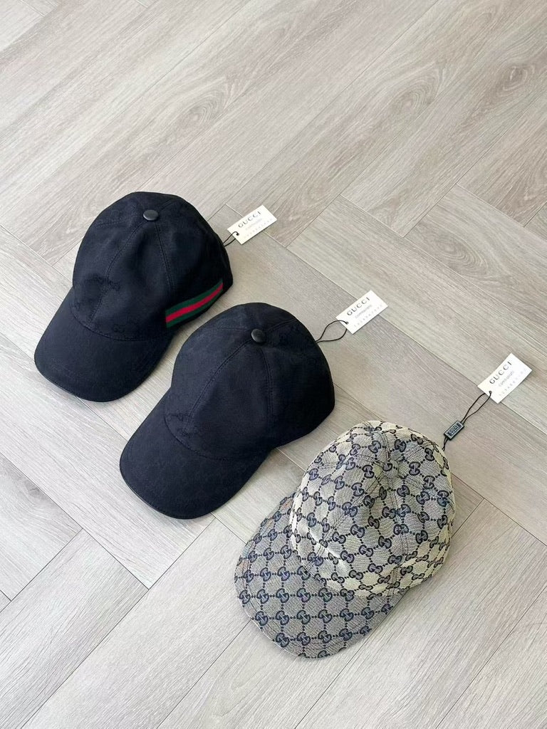 Gucci Original GG Canvas Baseball Cap, Size M