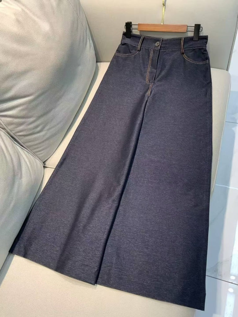 Max Mara High Waist Wide Leg Jeans in Navy/Beige/White, Size XS/S/M/L