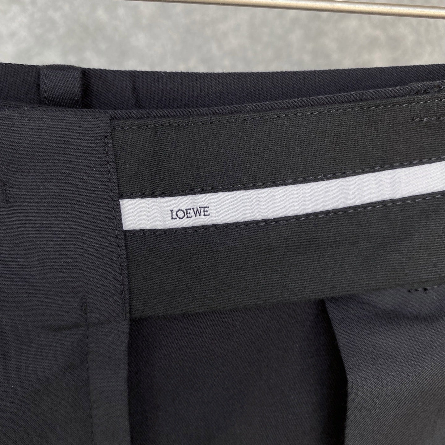 Loewe Black Barrel Trousers in Cotton and Silk, Size 32/34/36/38/40