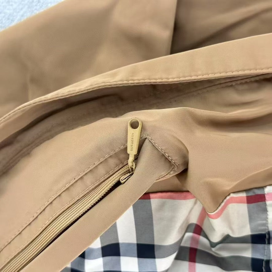 Burberry EKD Zip-Up Lightweight Hooded Parka, Size US 2/4/6/8