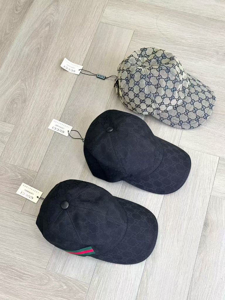 Gucci Original GG Canvas Baseball Cap, Size M