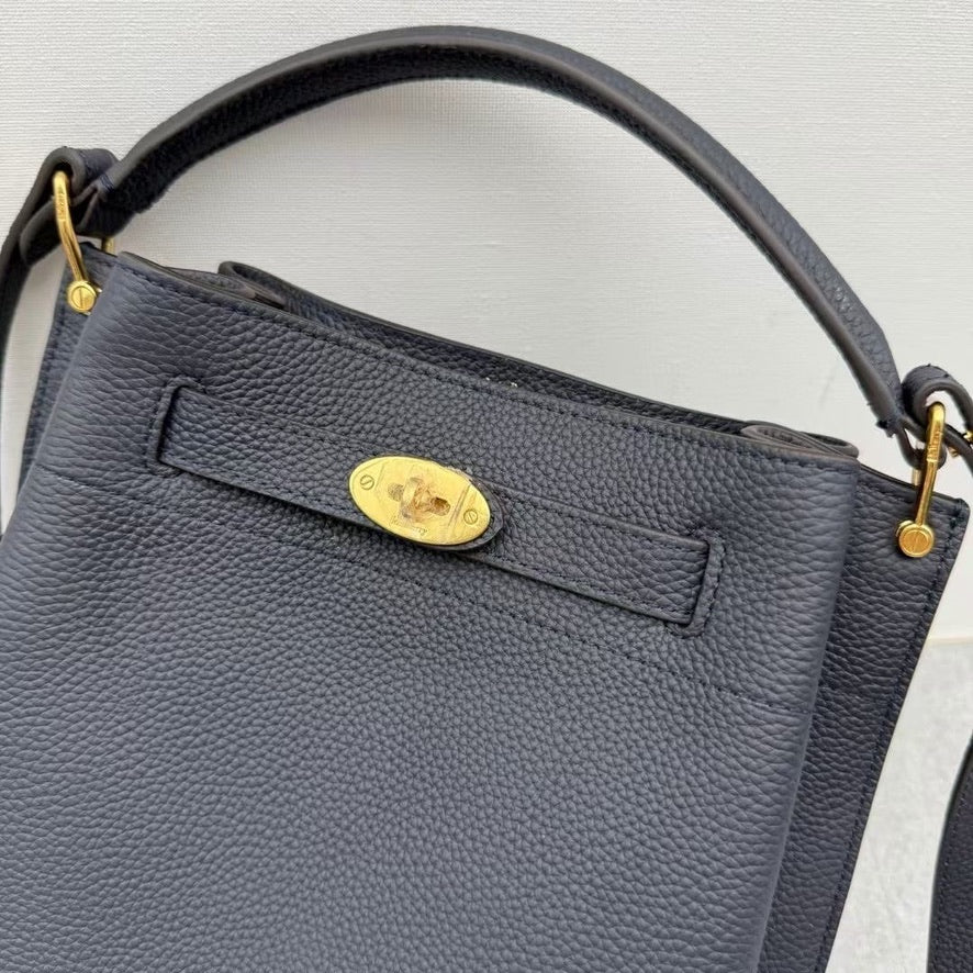 Mulberry Islington Small Bucket Bag in Ivory/Black/Brown (8.5 x 9 x 5 in)