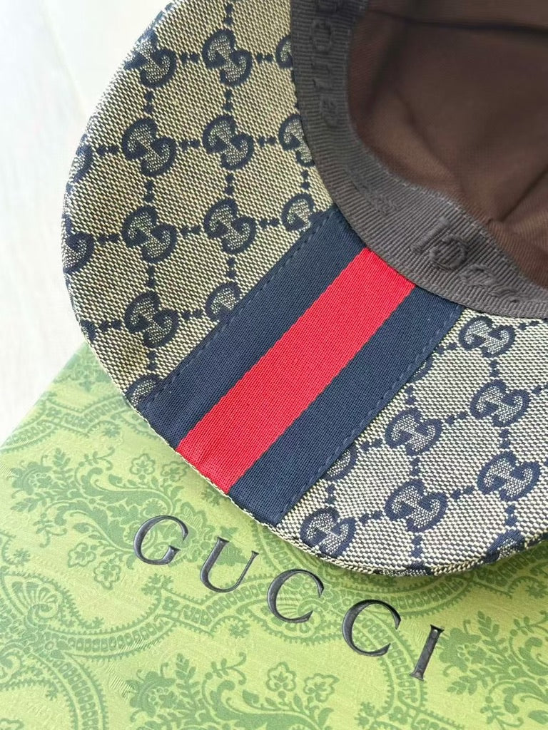 Gucci Original GG Canvas Baseball Cap, Size M