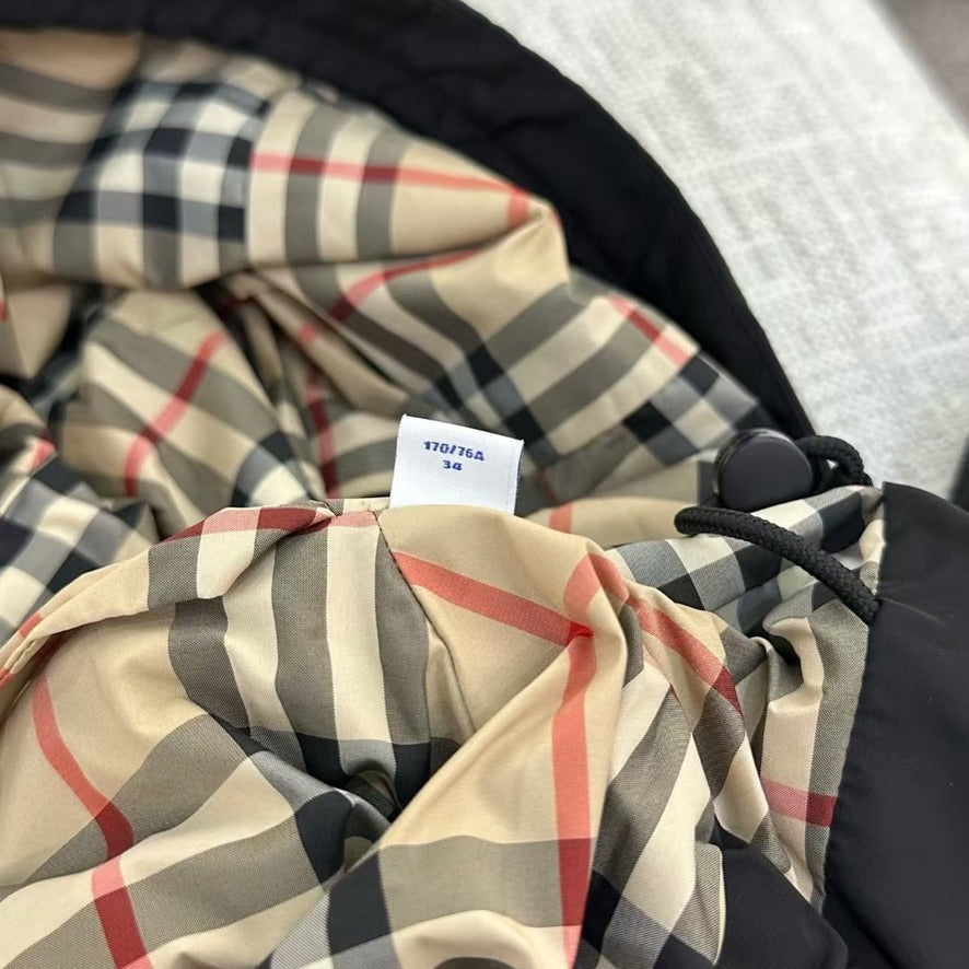 Burberry EKD Zip-Up Lightweight Hooded Parka, Size US 2/4/6/8