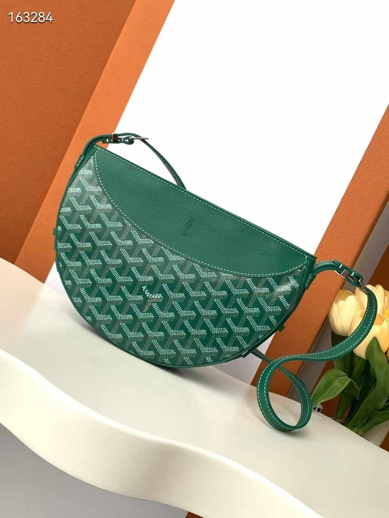 Goyard Hirondelle Shoulder Bag in Green (10 x 6.5 x 2.5 in)