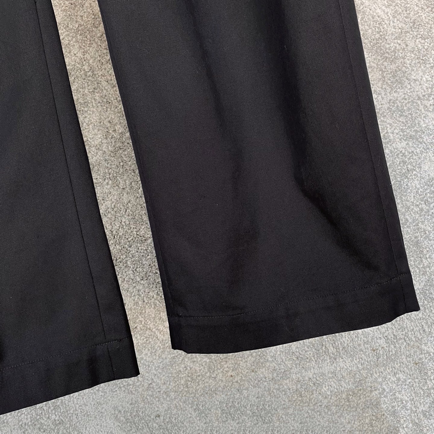 Loewe Black Barrel Trousers in Cotton and Silk, Size 32/34/36/38/40