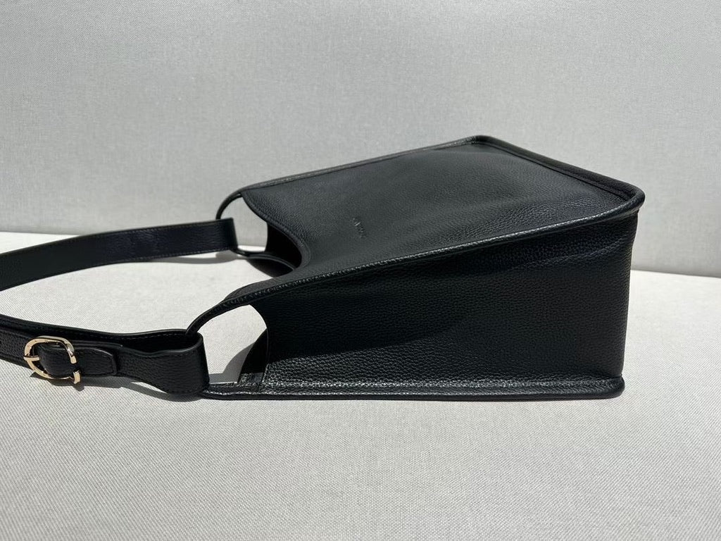 Longchamp Medium Le Foulonne Shoulder Bag in Black