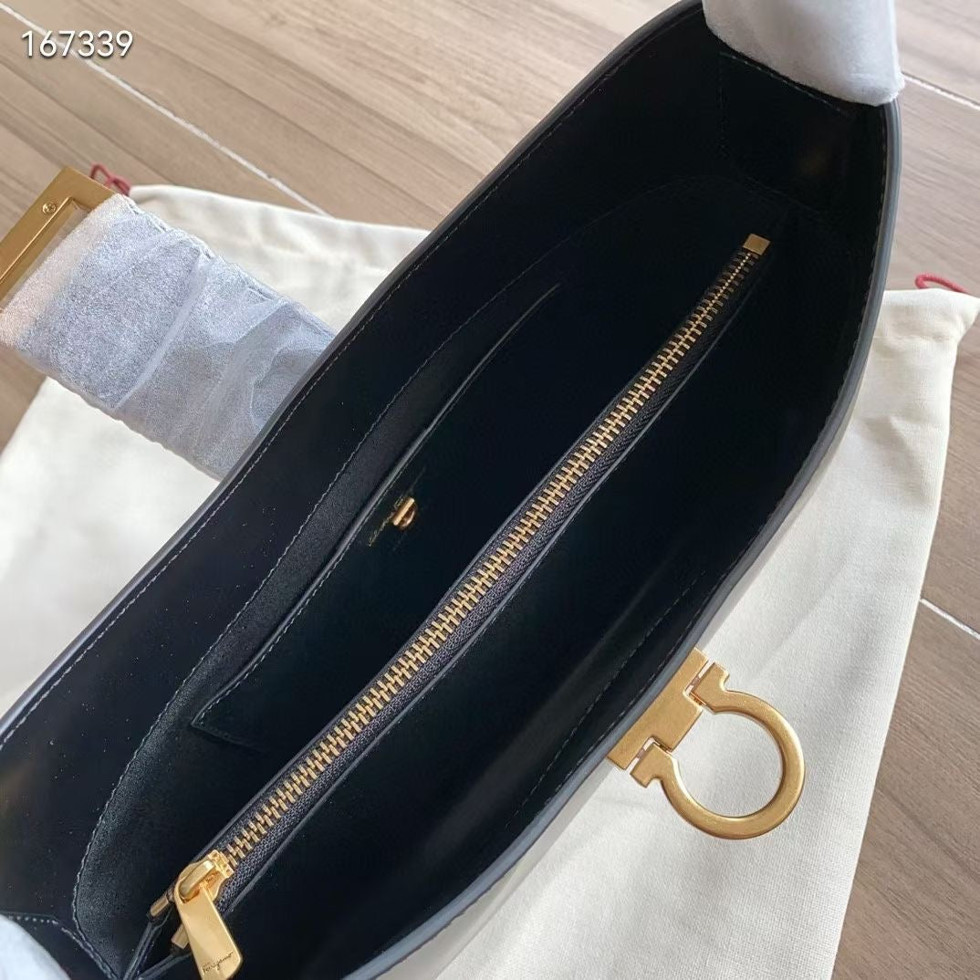 Ferragamo Trifolio Small Leather Shoulder Bag in Black