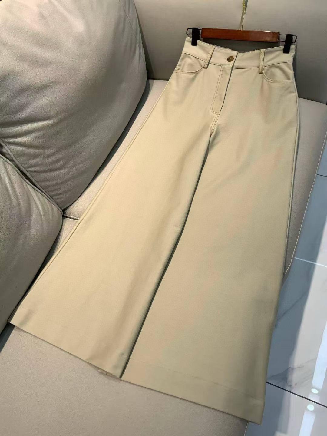 Max Mara High Waist Wide Leg Jeans in Navy/Beige/White, Size XS/S/M/L